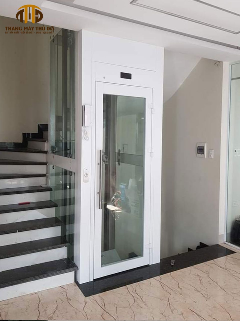 Cách chọn tải trọng và kích thước thang máy phù hợp