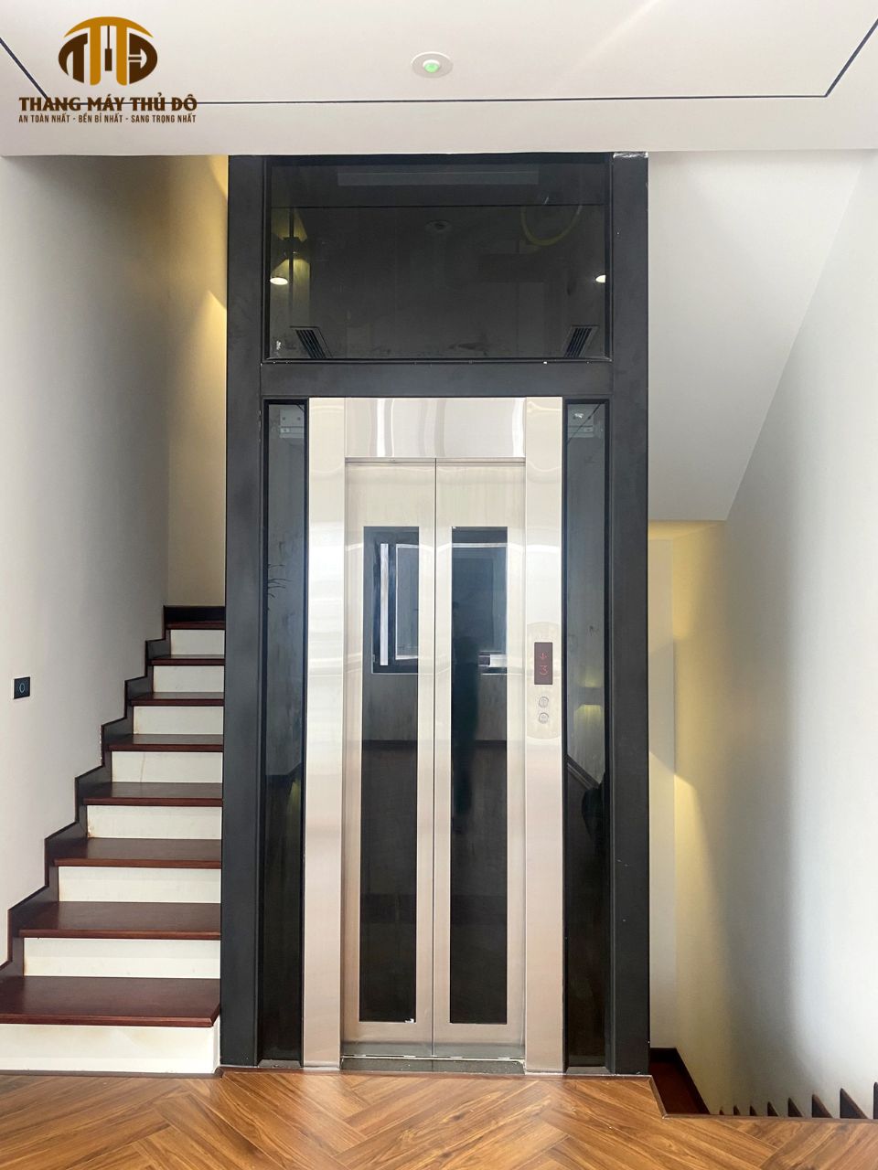 Ai nên chọn thang máy 300kg